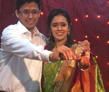 Hrushikesh Karandikar and Dhanashree Wakbawkar